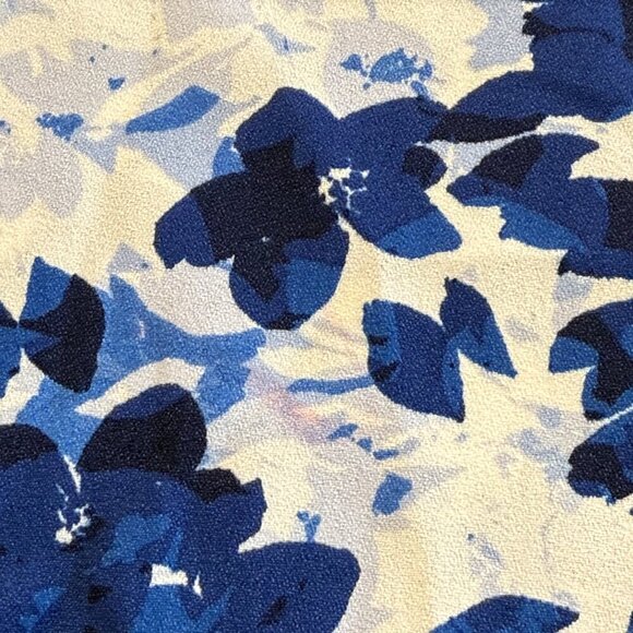 🆑Vince Camuto Long Sleeve Open Shoulder Layard Leaves Halter Blouse Small - Picture 9 of 12